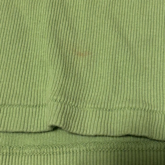 Brandy Melville Green Crop Top - Picture 3 of 3